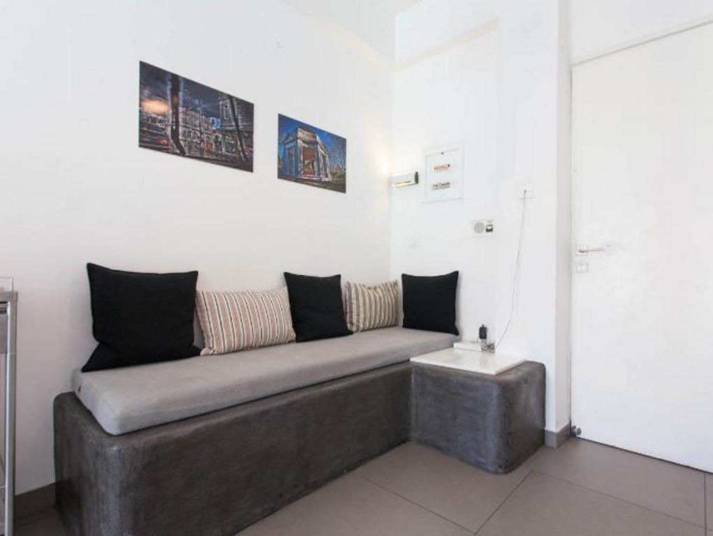 Acropolis Charming Apartment With Large Balcony - Dm17 雅典 外观 照片
